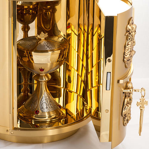 Altar Tabernacle in brass with 4 Evangelists, rounded shape 9
