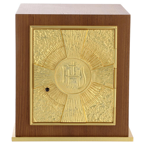 Altartabernakel aus dunklem Massivholz mit IHS-Symbol 1
