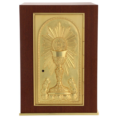 Tabernáculo de mesa de madera caoba con puerta IHS cáliz 1