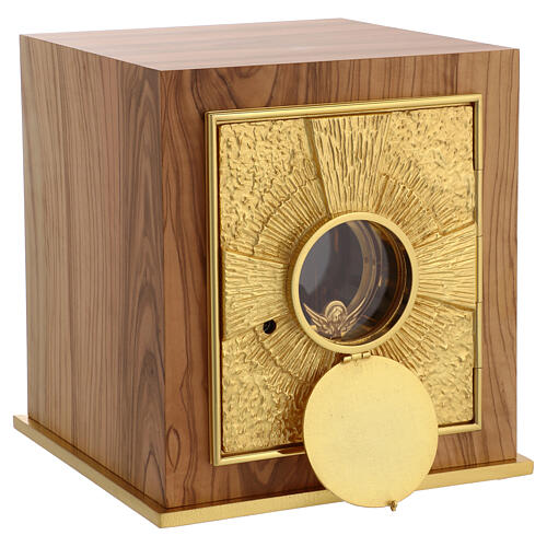 Aussetzungstabernakel aus Olivenholz mit IHS-Symbol 5