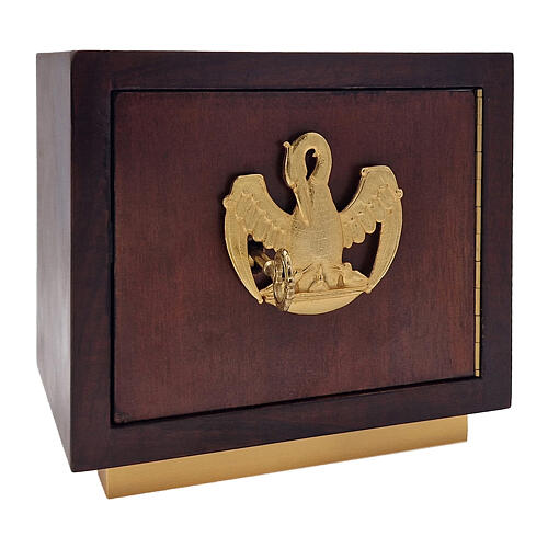 Sagrario de madera dorado con pelícano 25X20X20 cm 1