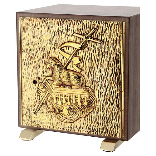 Tabletop altar tabernacle in Trentino oak, Immolated Lamb 4