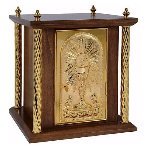 Tabernáculo em mogno decorado com cálice e hóstia IHS e colunas douradas 50x40x40 cm 3