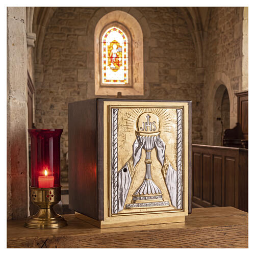 Tabernacolo bicolore e legno 30x25x20 cm porta bronzo decoro calice JHS 2