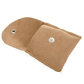 Estuche tipo sobre en gamuza beige s2