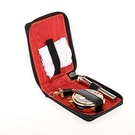 Relicarios eucarísticos: Estuche de piel con portaviático símbolo del Buen Pastor Relicarios eucarísticos: Estuche de piel con portaviático símbolo del Buen Pastor