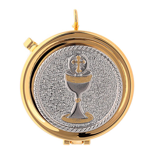 Pyx with embossed bicolored chalice on silver plate 1