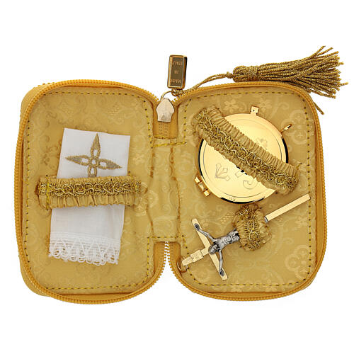 Estojo dourado Nossa Senhora de Guadalupe com caixa de hóstias 5 cm 2