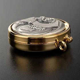 Hostiendosen und Hostienbehälter: Behälter Hostie mit Taukreuz und Schnur aus Hartzinn