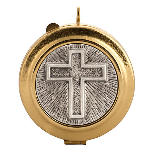 Pyx with cross decoration in knurled brass 1