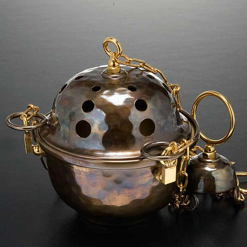 Censer and boat in embossed brass 3