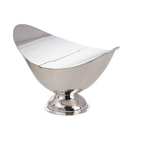 Cone shaped thurible and boat with steel chains s6