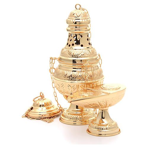 Thurible with oval boat in golden, chiselled cast brass 2