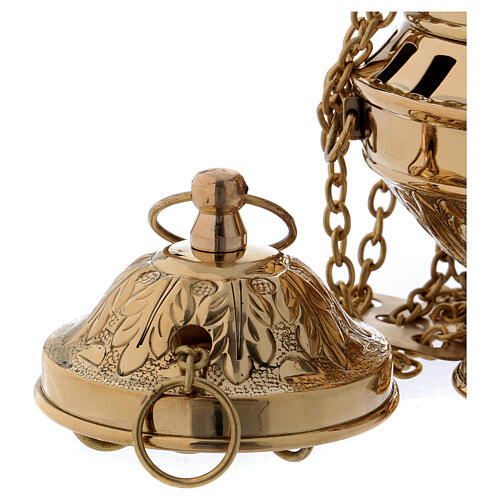 Thurible made of brass with embossed decorations in the shape of a leaf on the base and lid, 24 cm 3