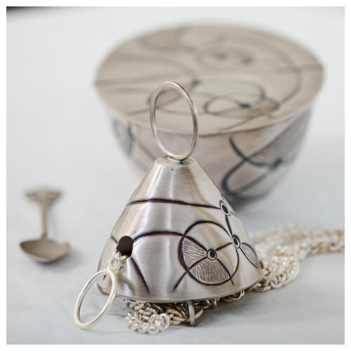 Cosmos thurible with boat, silver finish 5
