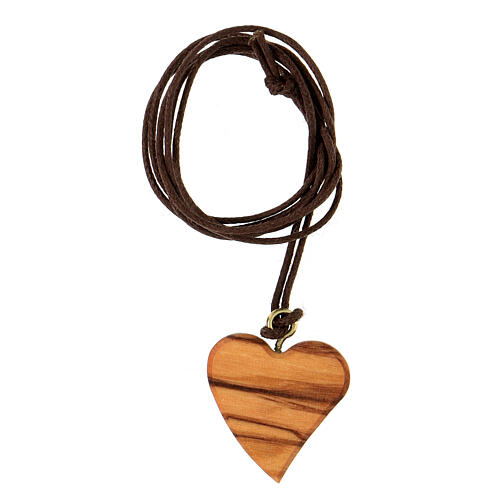 Heart-shaped pendant with tau, Assisi olivewood 3