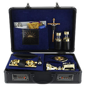 Podróżny zestaw liturgiczny z amplifikatorem, walizka