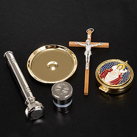 Maletas para la celebración: Estuche rigido revestido de cuero para viaticos y eucarestia Maletas para la celebración: Estuche rigido revestido de cuero para viaticos y eucarestia