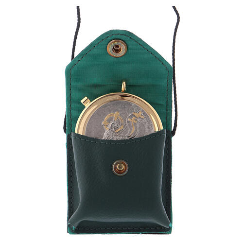 Pyx in golden brass with case in green leather and satin 3