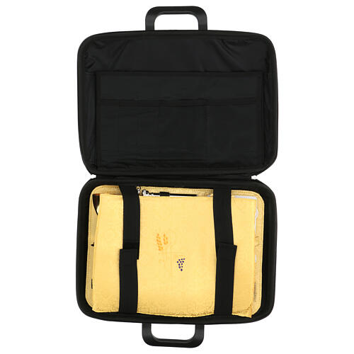 Mass kit with yellow jacquard lined case 9
