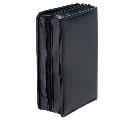 Walizka na celebrowanie z Abs obszyta czerwonym żakardem 14