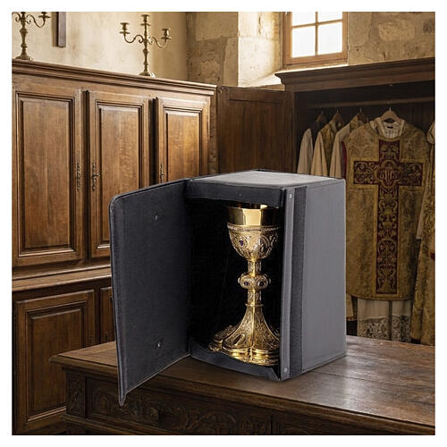 Chalice and Paten Case, adjustable 20x20x28 cm 4