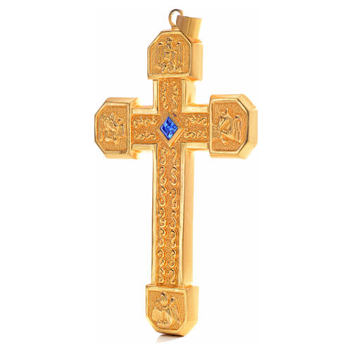 Brustkreuz aus vergoldetem ziseliertem Kupfer mit blauem Stein 2
