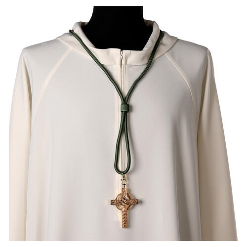 Pectoral cross cord in olive green  2