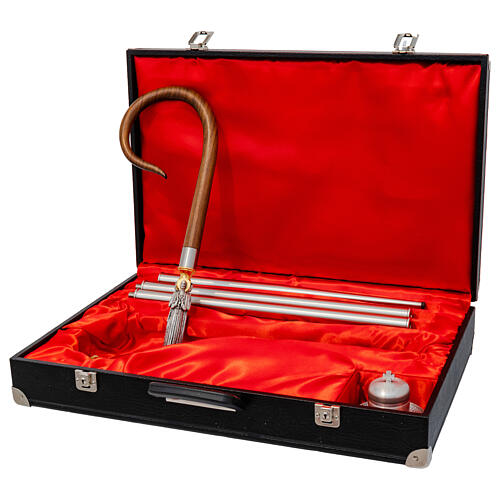 Sacred Heart pastoral staff in rosewood with two-tone metal finish 2