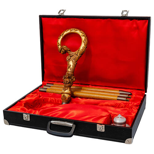 Báculo Anjos em madeira entalhada folheada a ouro 2