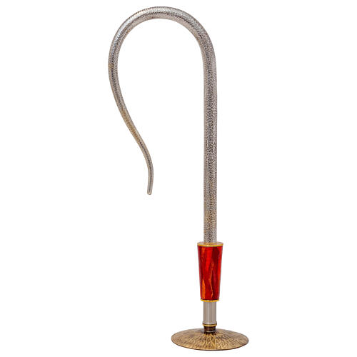 Crosse épiscopale Saint-Esprit martelée nœud émaillé finition argent 1