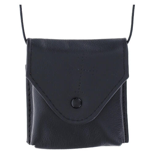 Étui cuir noir croix perforée intérieur satin 8x8 cm 1