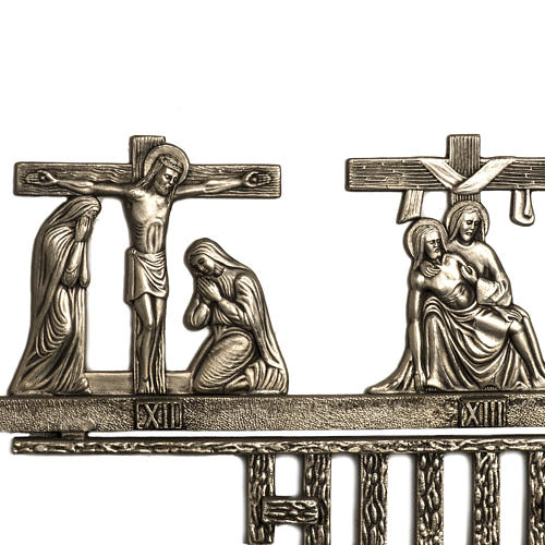 Way of the cross in brass 2 pieces, 14 stations. 5