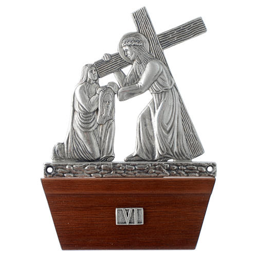 Way of the cross in silver plated bronze and wood, 15 stations. 6