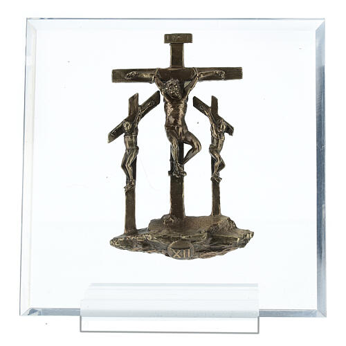 Vía Crucis 14 estaciones bronce y plexiglás h 15 cm Vía Dolorosa 13